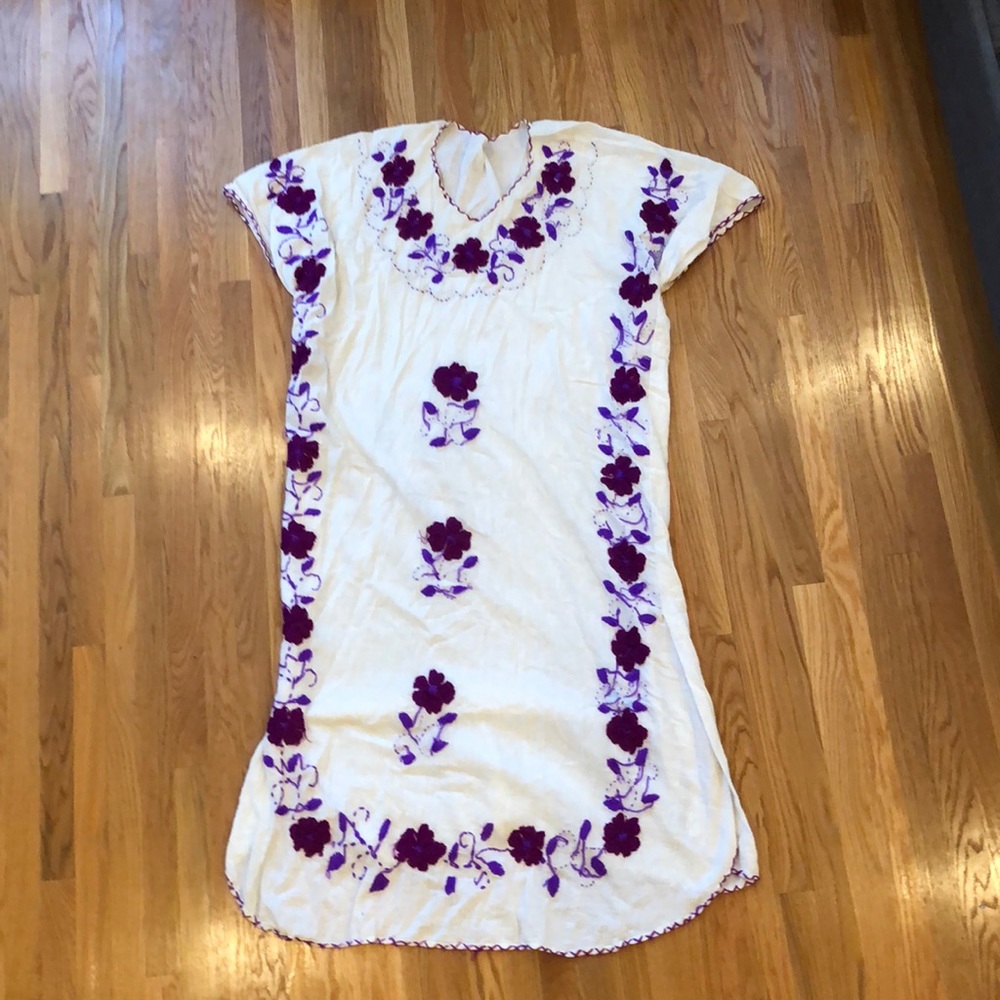 Beautiful Handmade Kaftan with Fuschia Purple